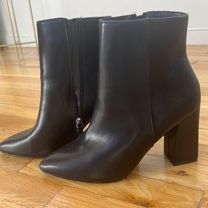 Black Madden Girl Block Heel Bootie